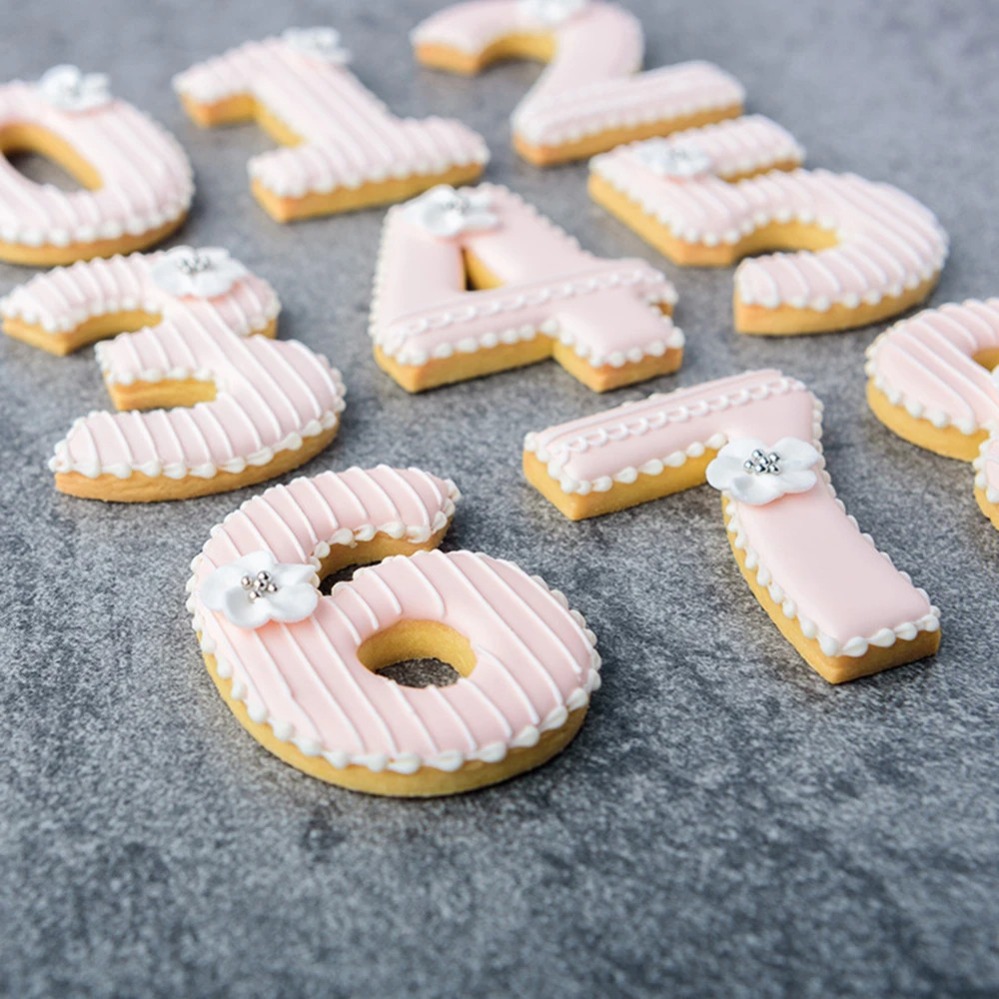 Große Zahlen-Keksausstecher, K – Kitchen Appliances For Baking Bewertung und Preis